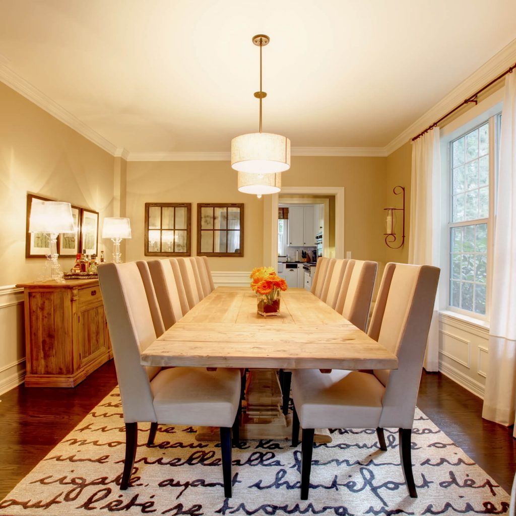 Choosing the Best Rug for Your Dining Room | Vic's Carpet & Flooring