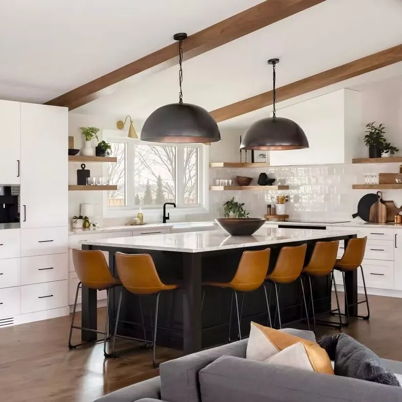 Dinning room flooring | Vic's Carpet & Flooring